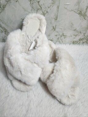 auden Plush Slipper Slides